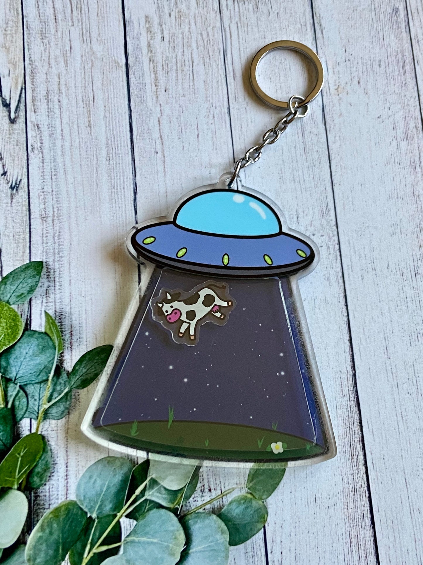 Cow alien abduction shaker keychain